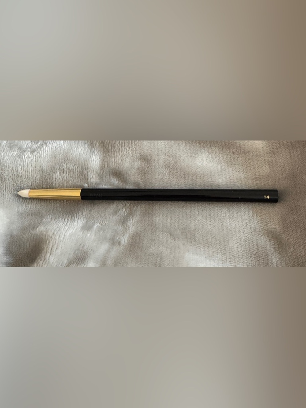 *NEW* - TOM FORD SMOKEY EYE BRUSH, #14